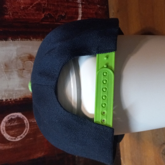 H-4 Seattle 12th man Seahawks ball cap - Picture 4 of 6